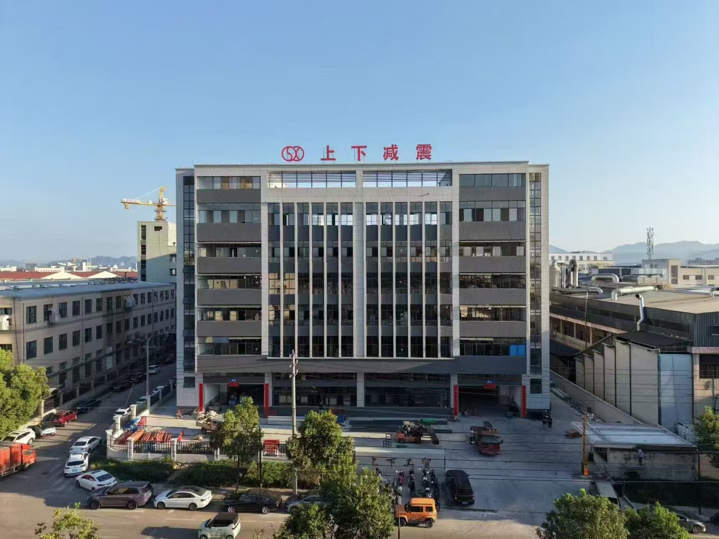 Explosive! Tá monarcha nua 18,000㎡ sé-scéal le nochtadh!